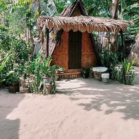 8 Star Paradise Locaroc Exterior photo
