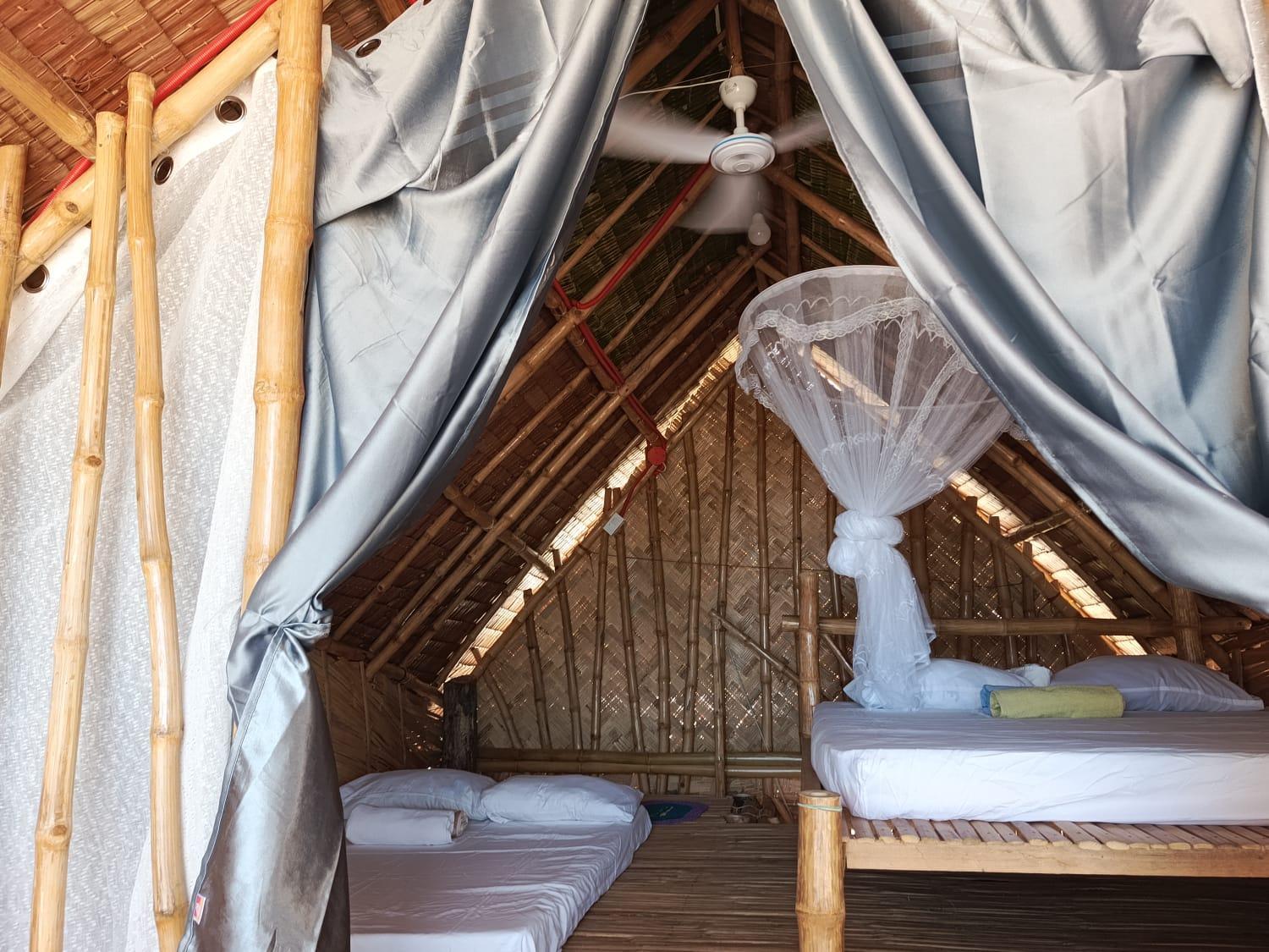 Campsite 8 Star Paradise Locaroc